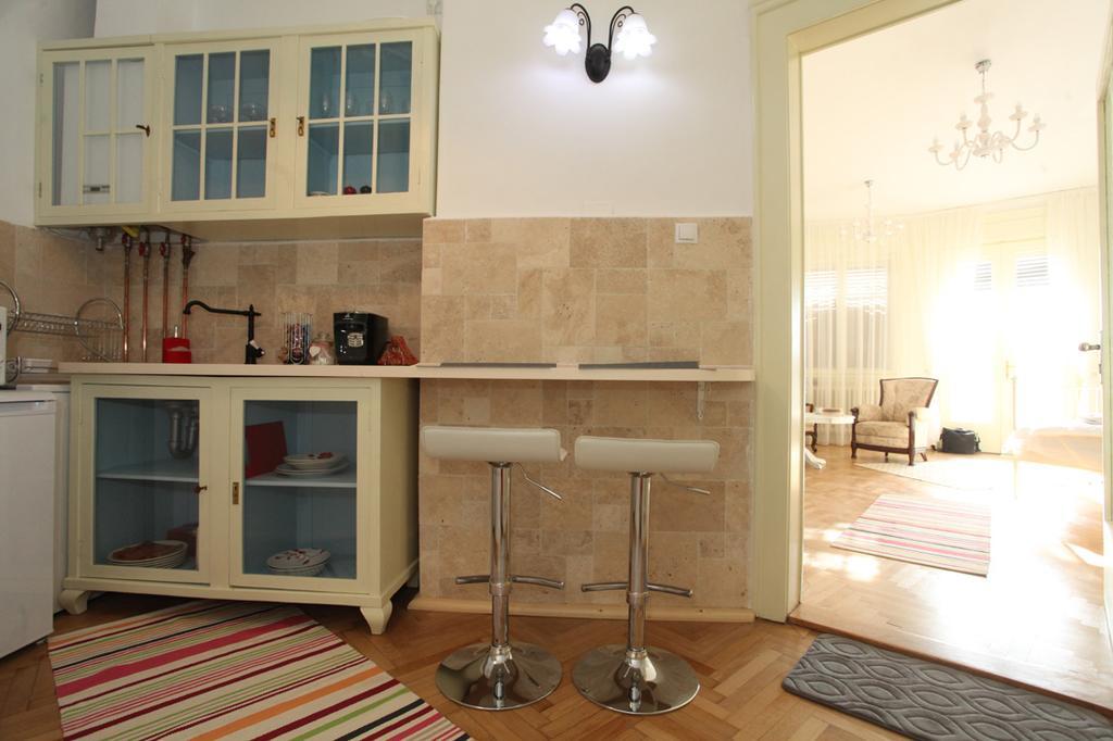 White Opera By Nux Appartement Cluj-Napoca Buitenkant foto