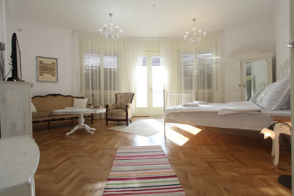 White Opera By Nux Appartement Cluj-Napoca Buitenkant foto